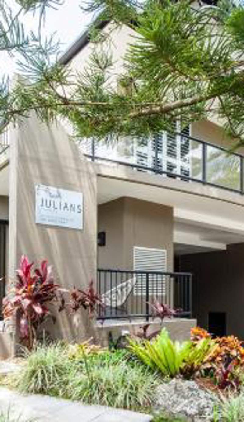 Julians Apartments