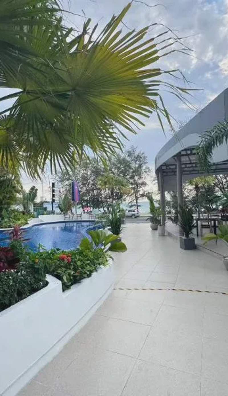 Billions Hotel