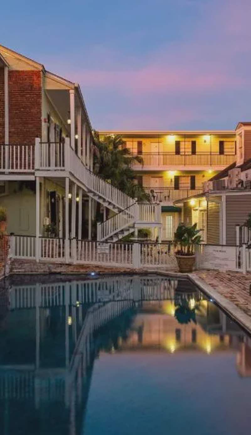 New Orleans Courtyard Hotel by the French Quarter