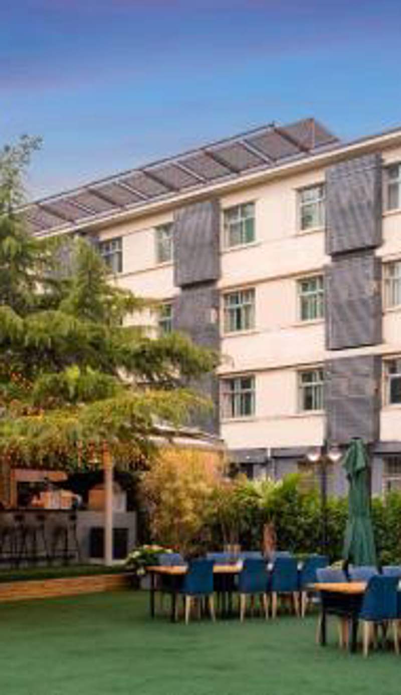 Nostalgia Hotel Beijing Yonghe Lama Temple