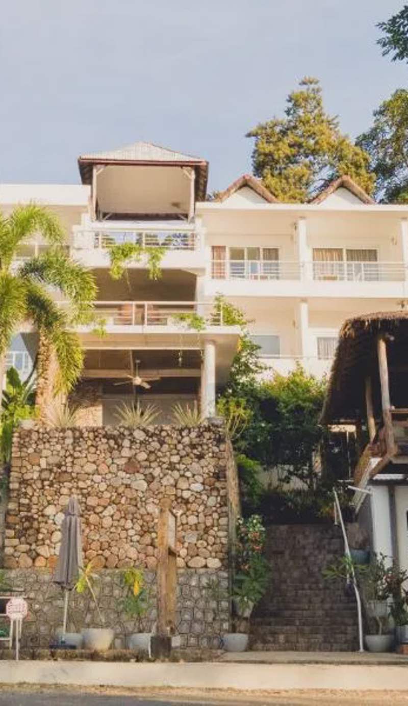 Saravoan-Kep Hotel