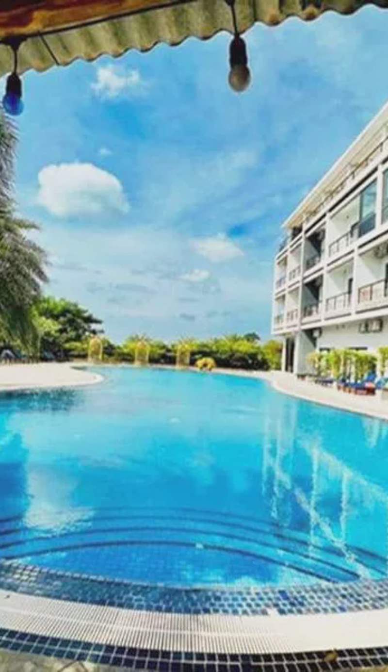 KEP BAY HOTEL & RESORT