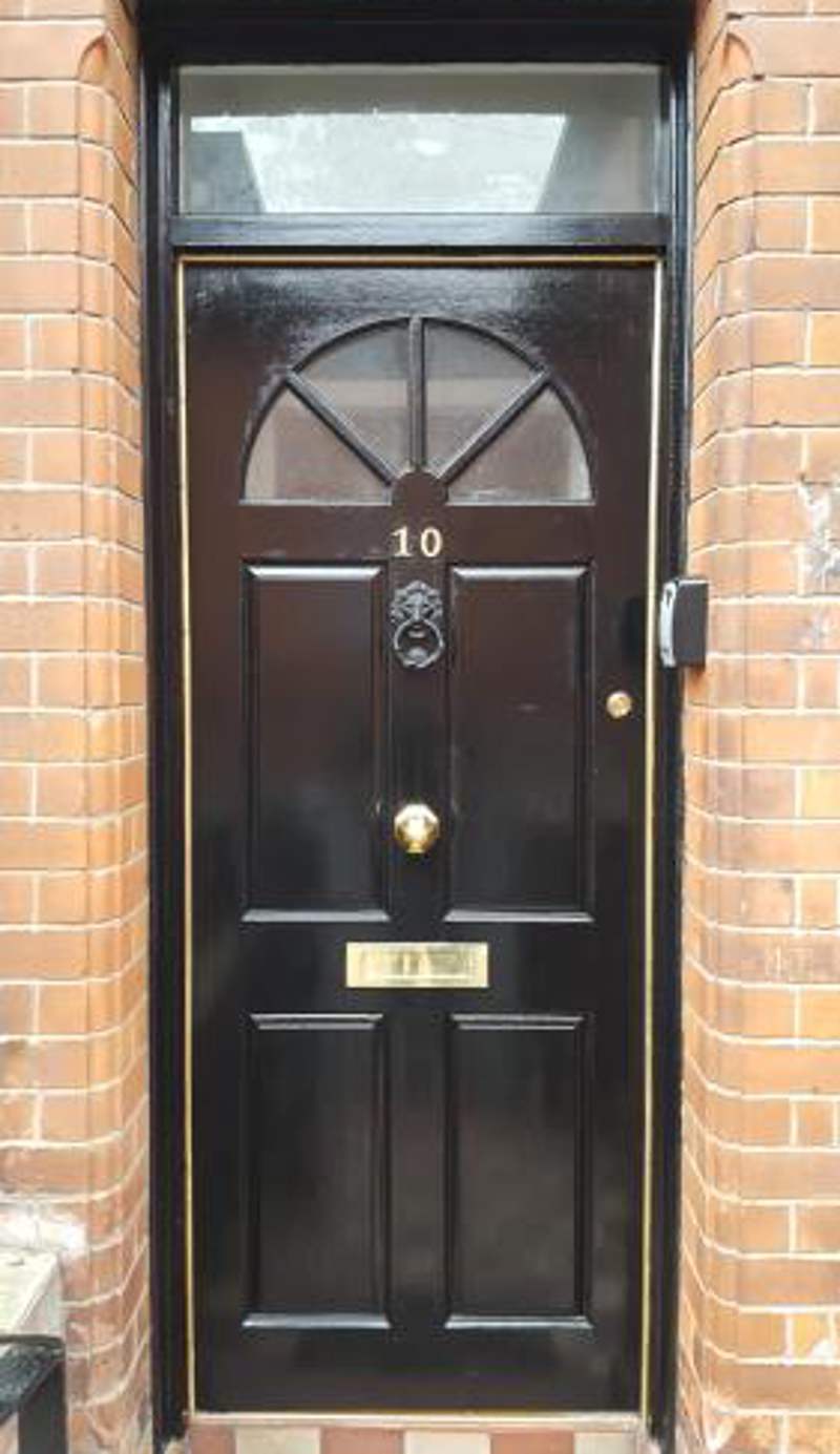 Belfast Town House
