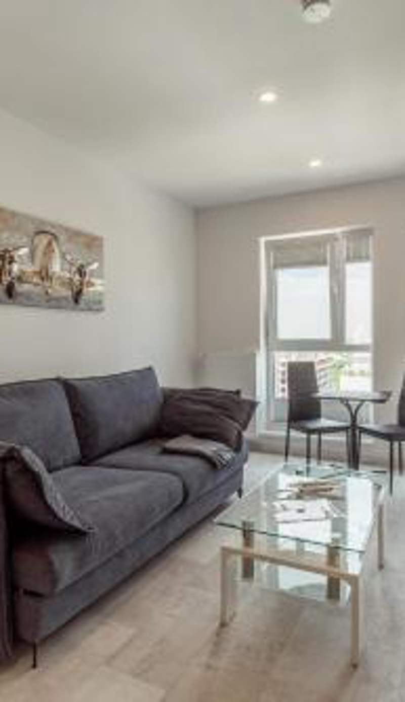 Fancy Penthouse Studio with Lakeview W10