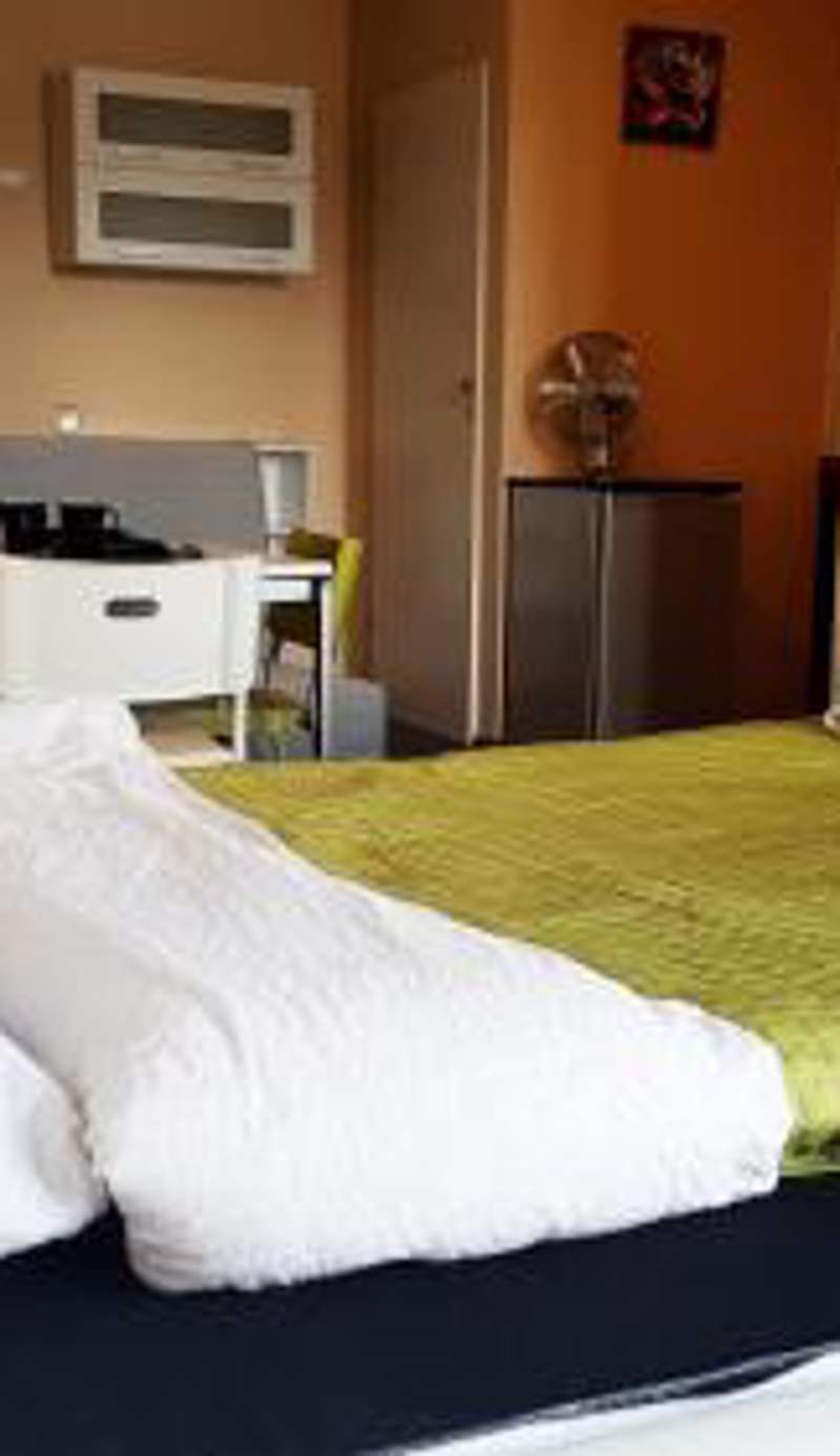 Walk distance to mokotow business park