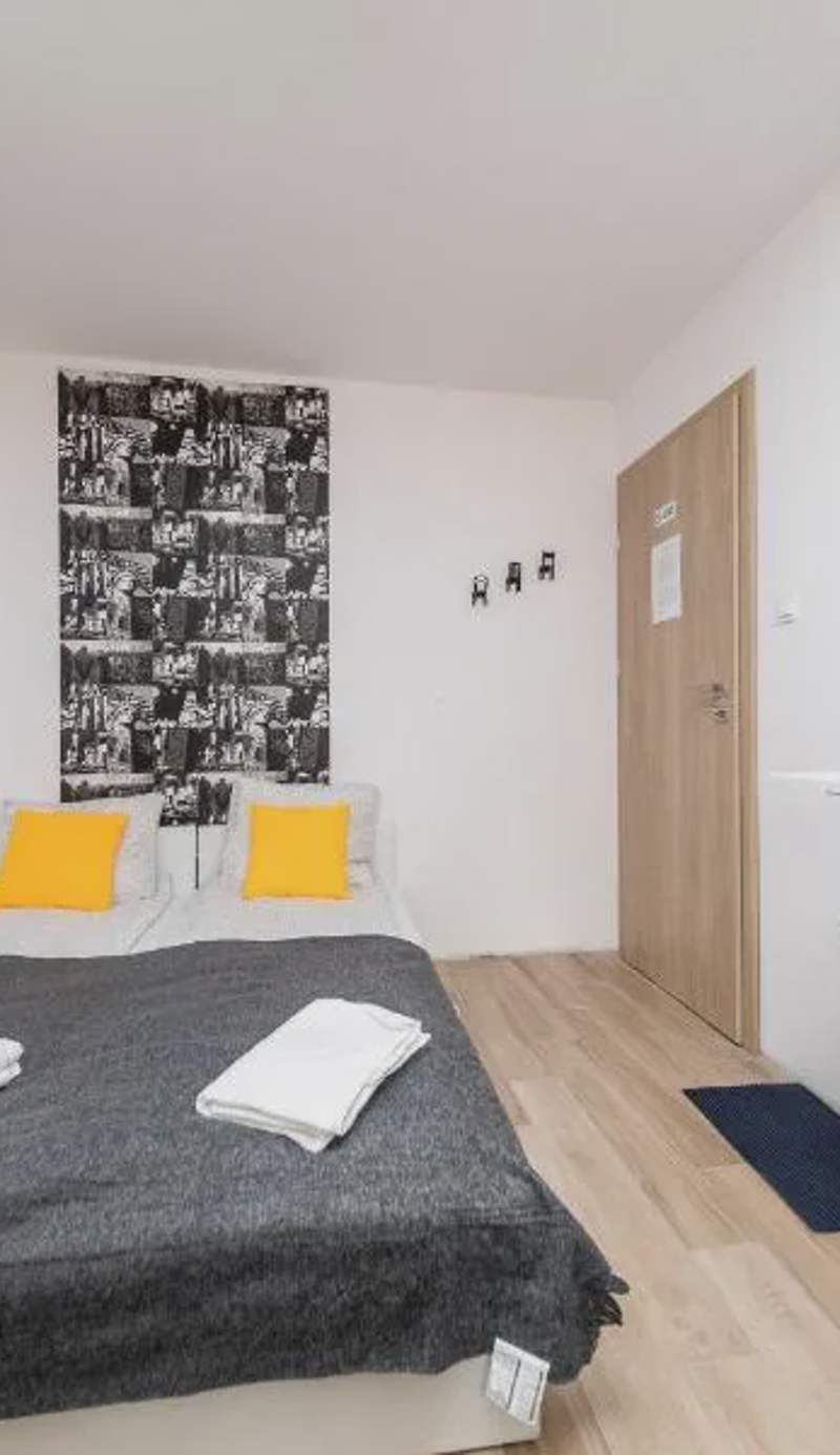 6 Cities Rooms