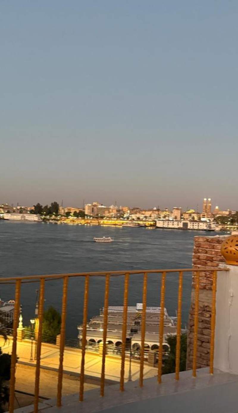 Pyramids Luxor Hotel
