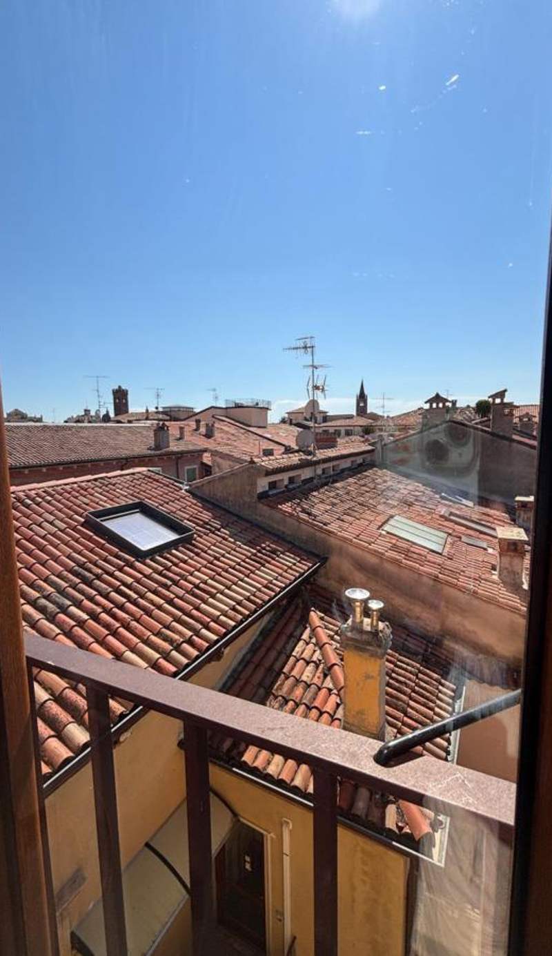 Protezione della Giovane - female hostel