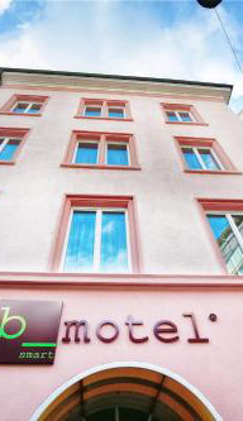 b-smart motel Basel