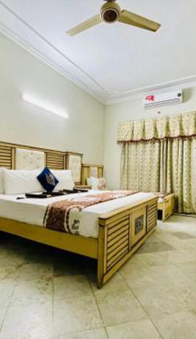 Neelum Guest House