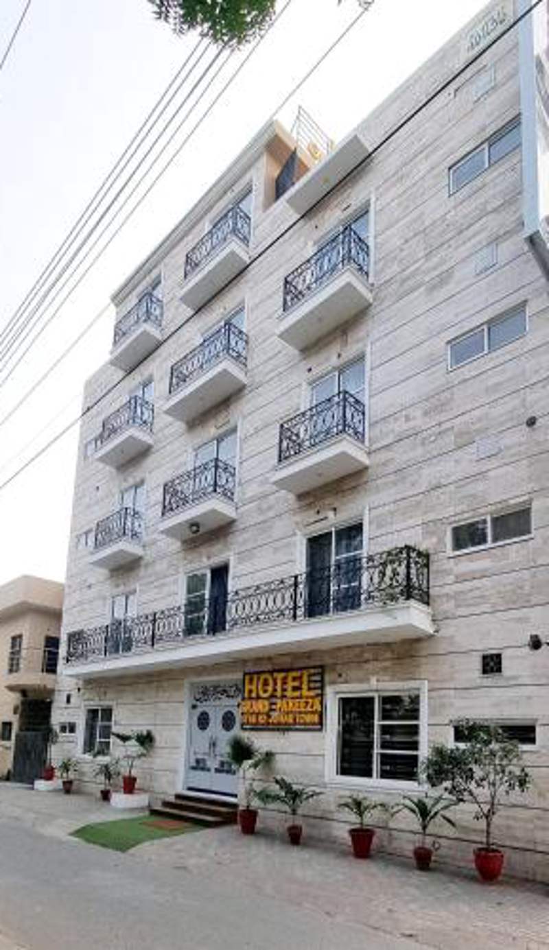 Hotel Grand Pakeeza