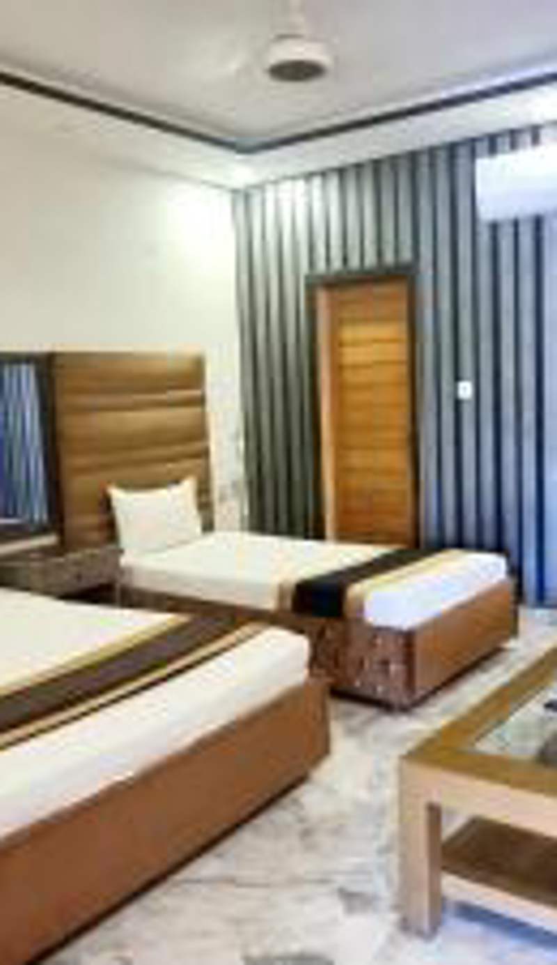 Pakeeza One Hotel