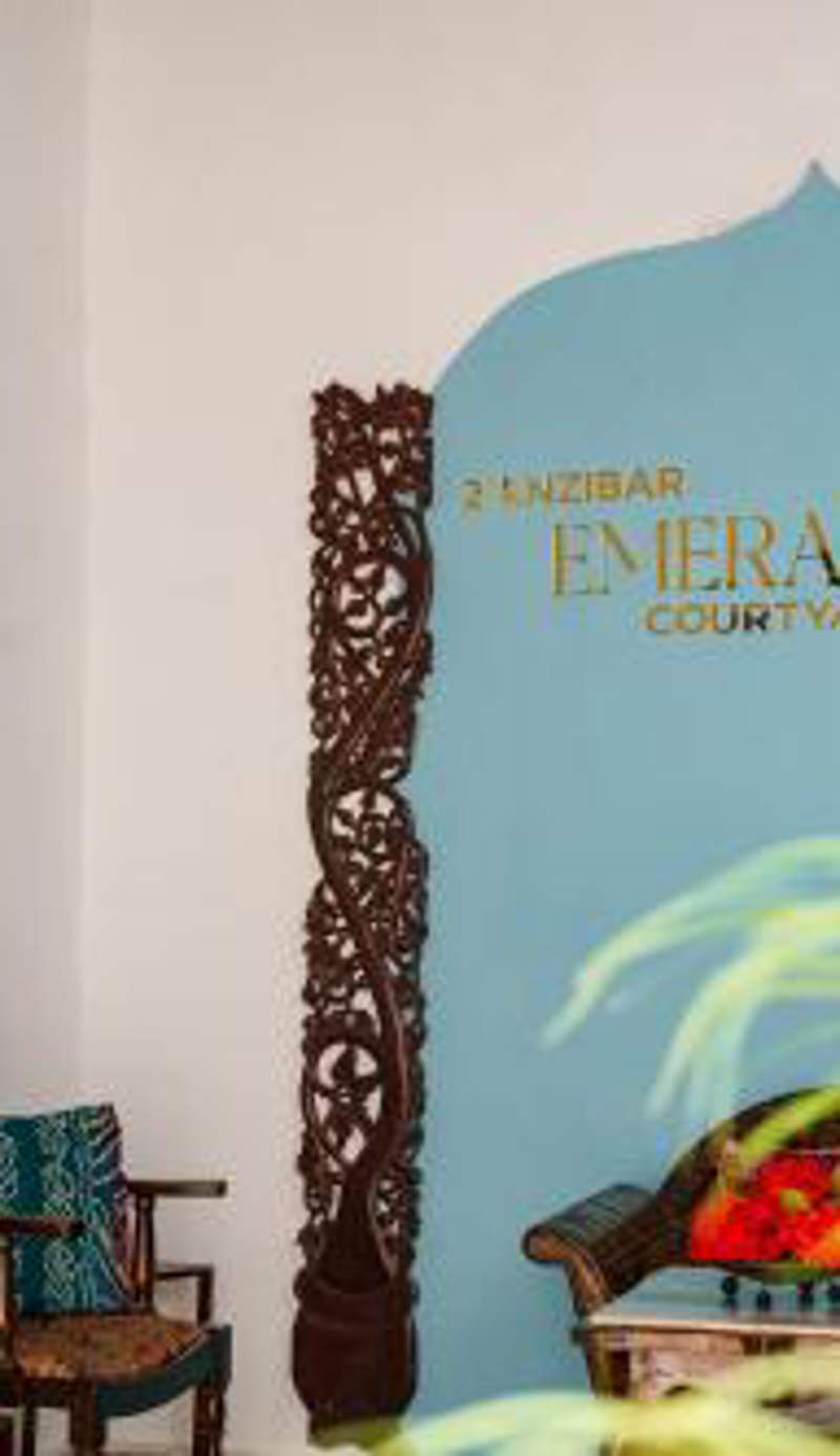 Emerald Palm Courtyard Hotel