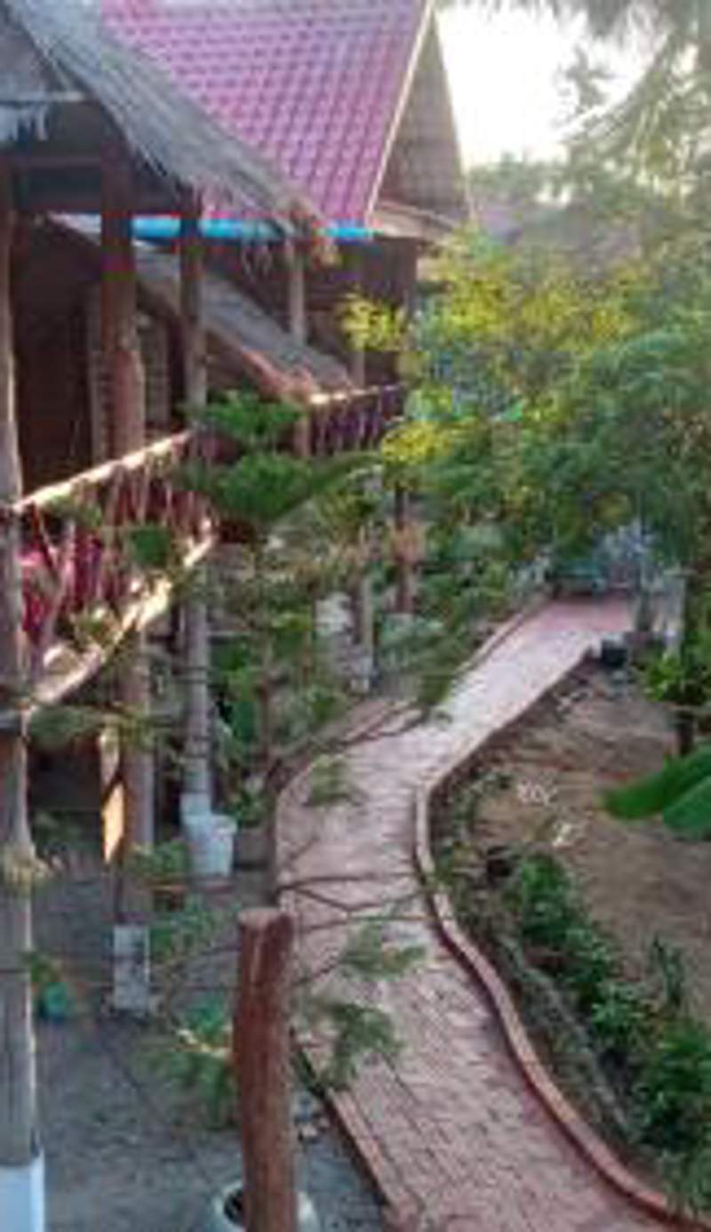Setha About The World Home Stay & Restaurant