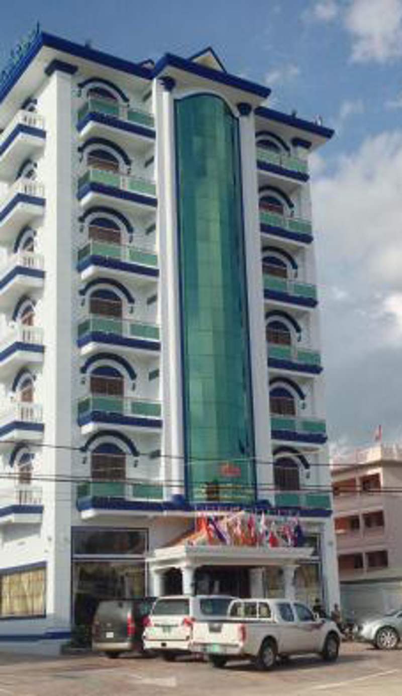 Emerald BB Battambang Hotel
