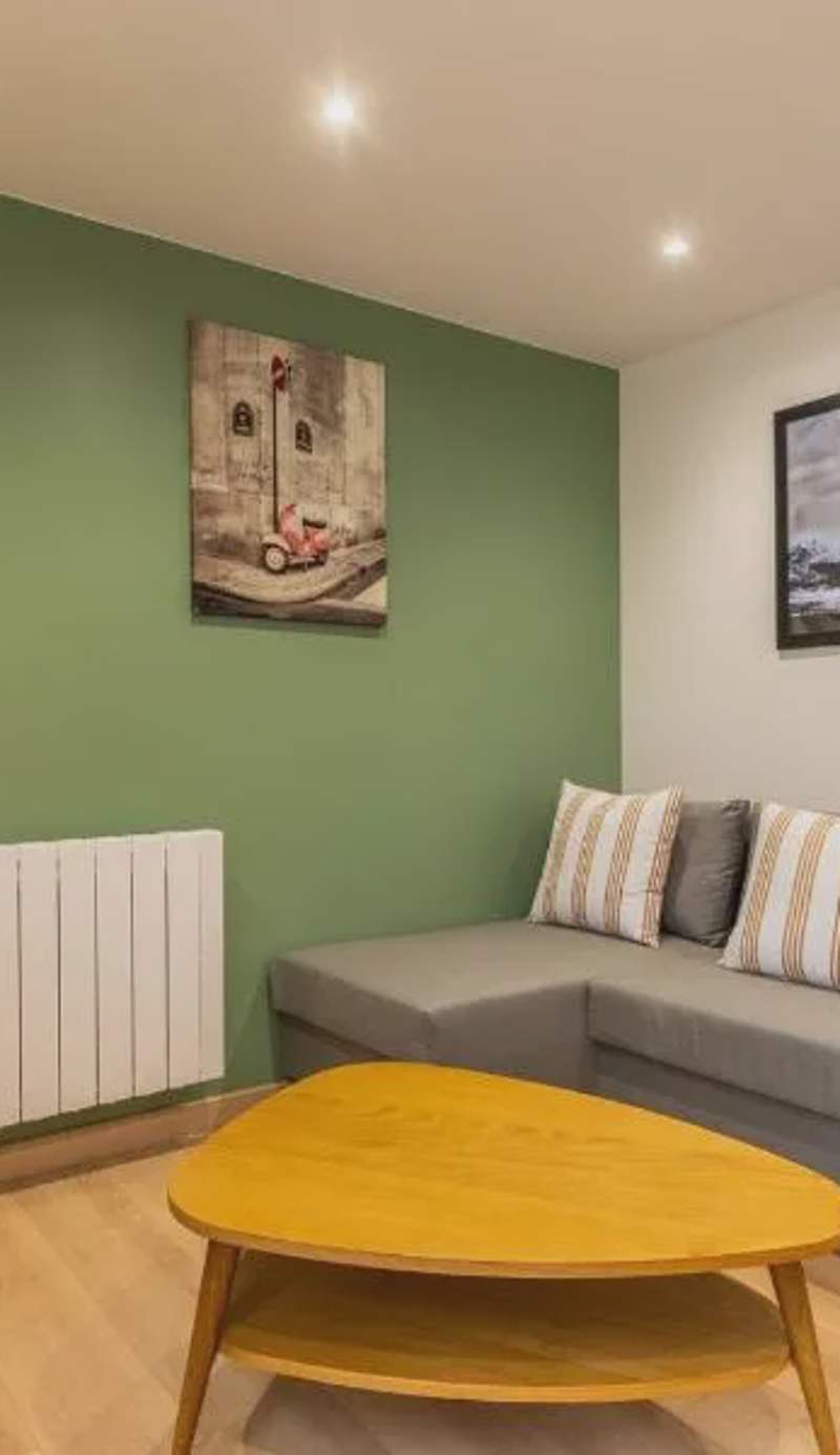 Duplex une chambre calme, proche commodités