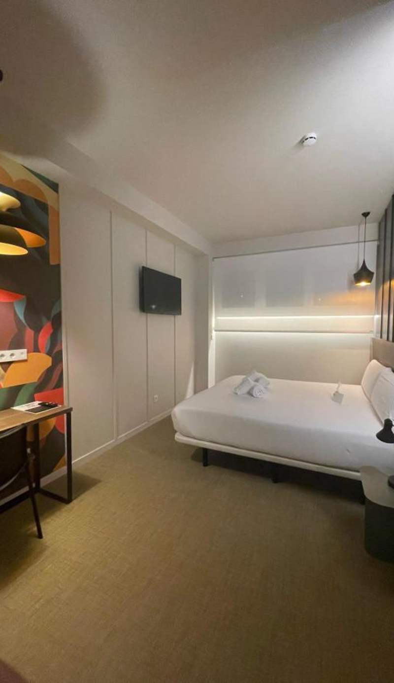 URBAIA ROOMS