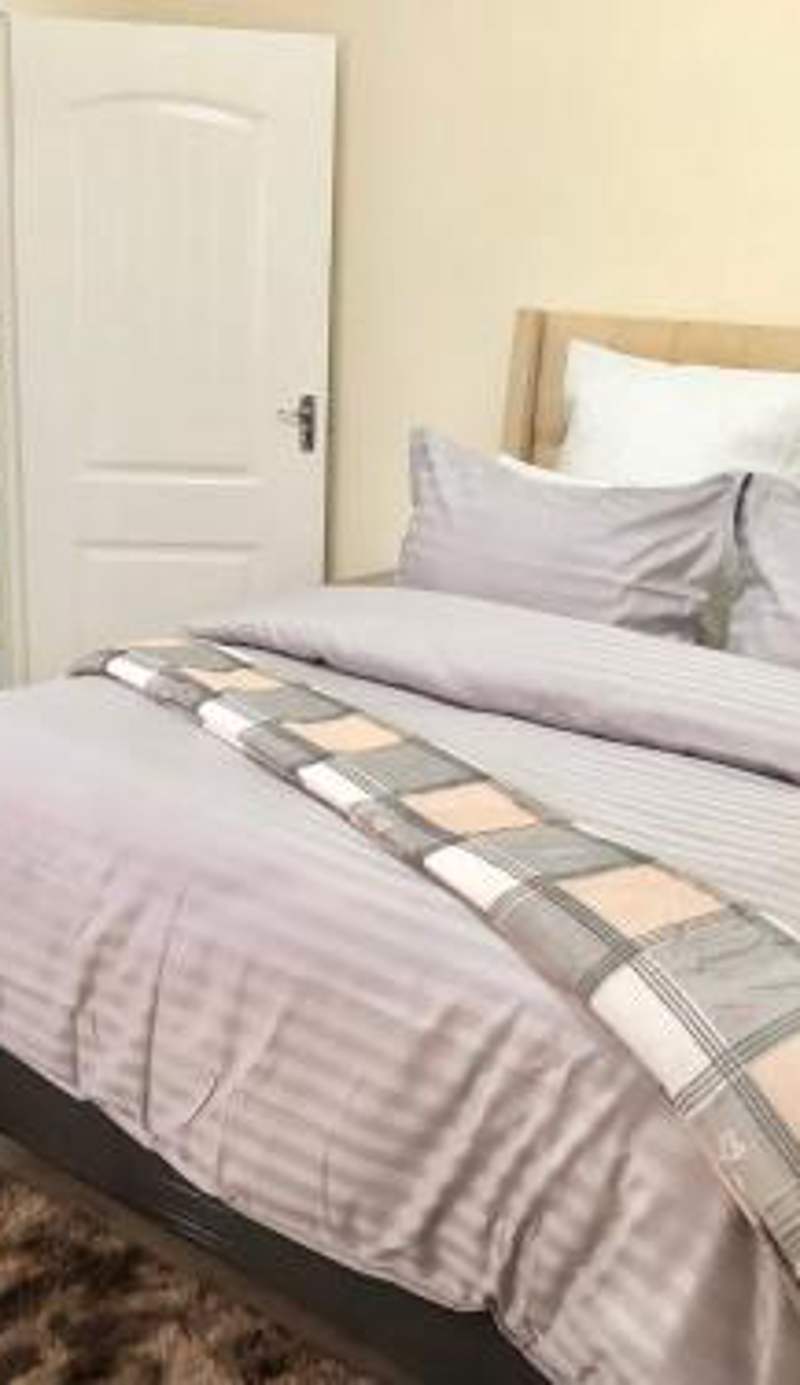 Serviced 2 Bedroom in Long Acres