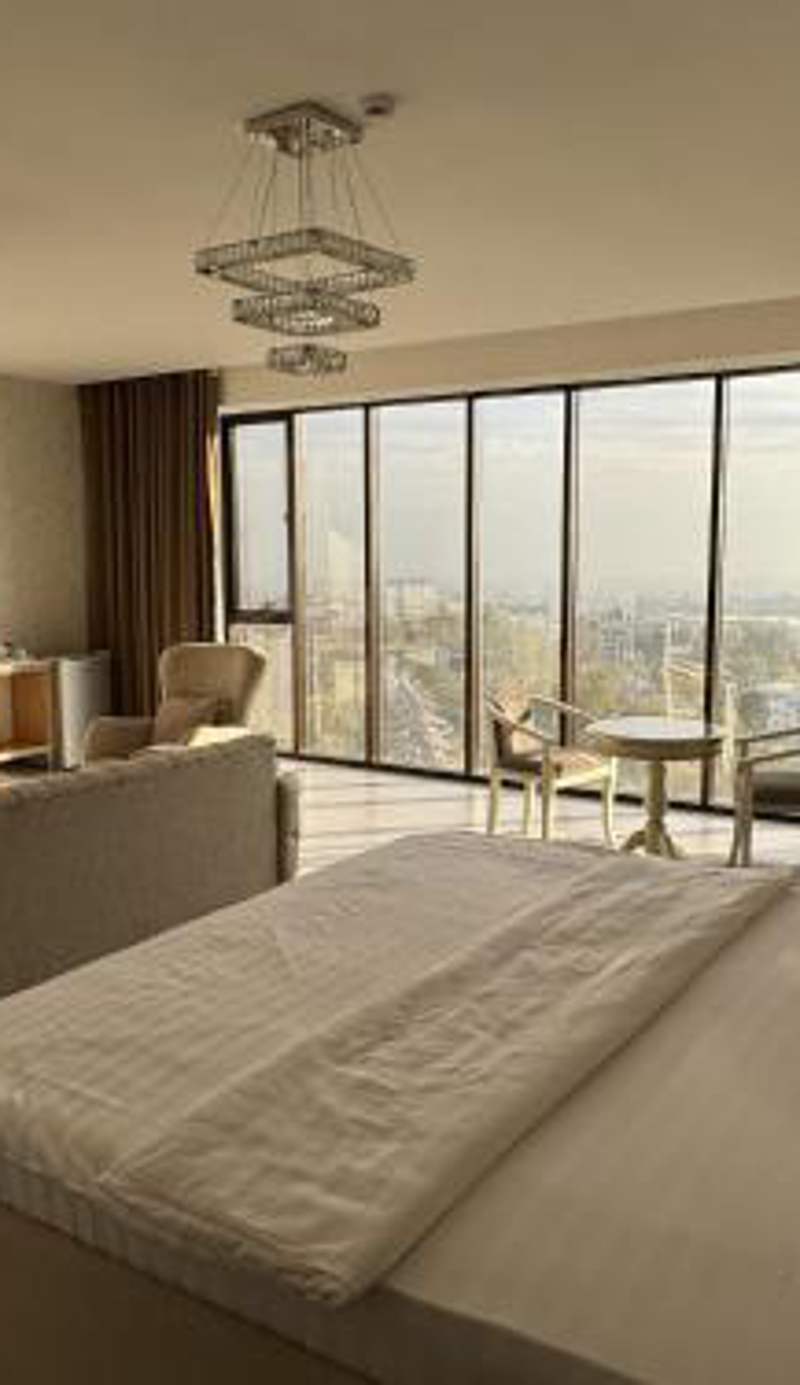 Aram Baland Hotel