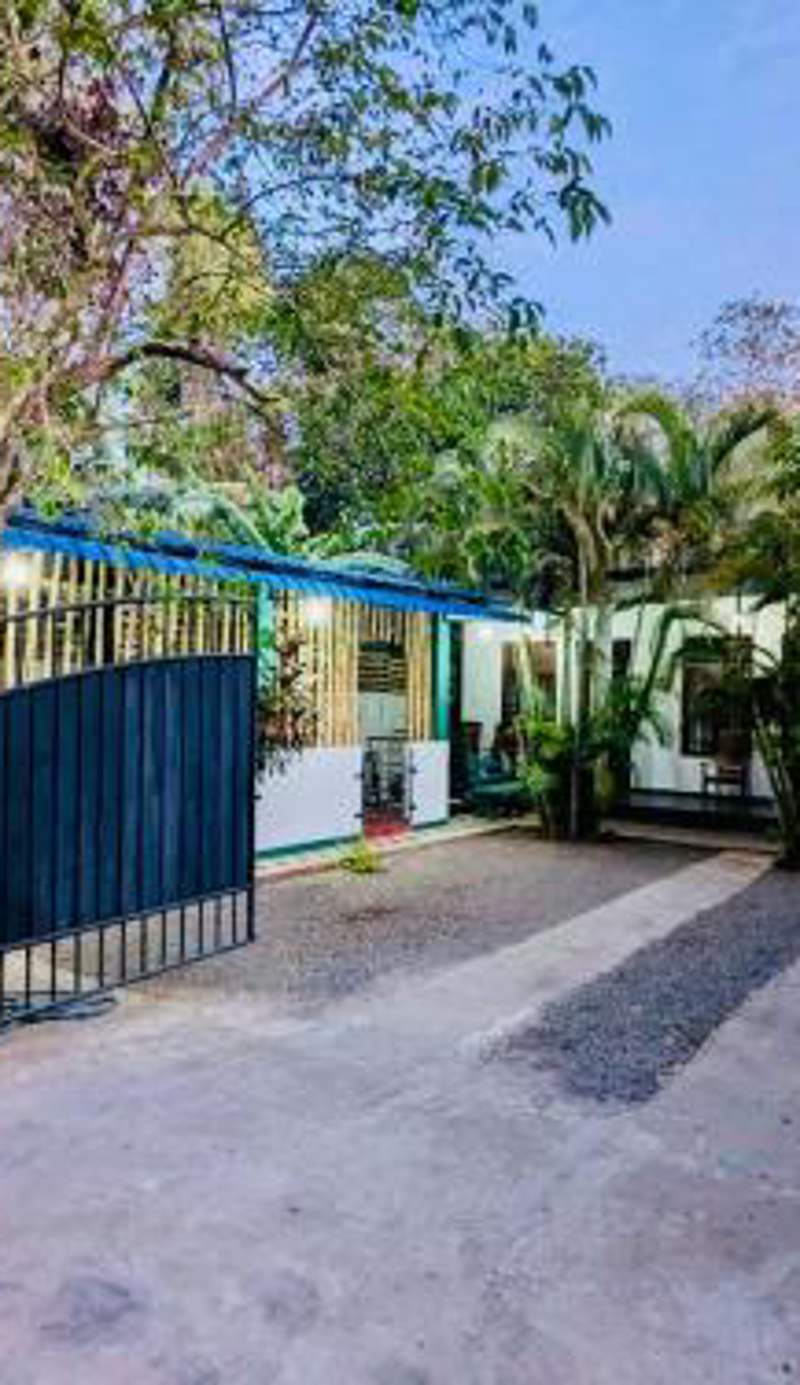 Golden Pearl Safari Villa