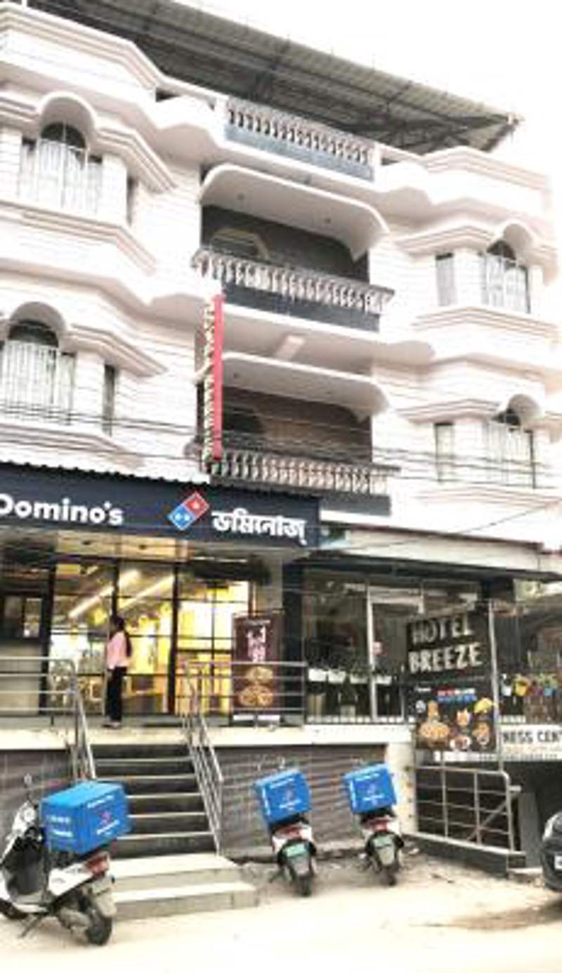 HOTEL BREEZE NEW JALPAIGURI