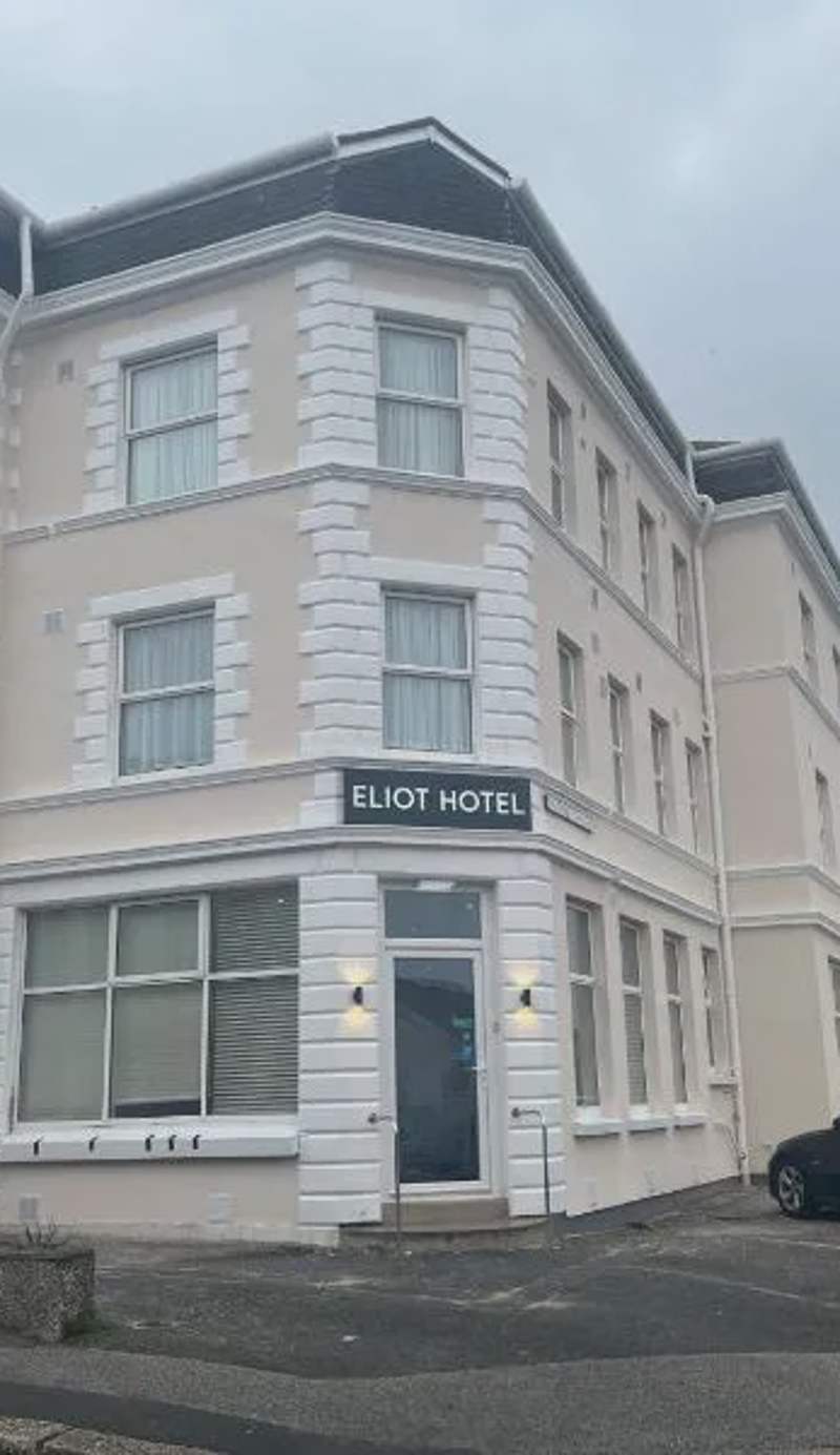 Eliot Hotel