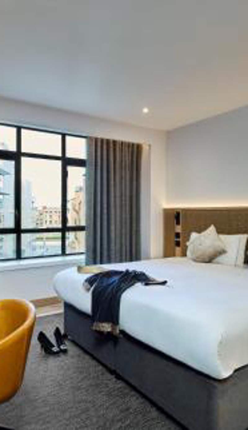 Handel's Hotel