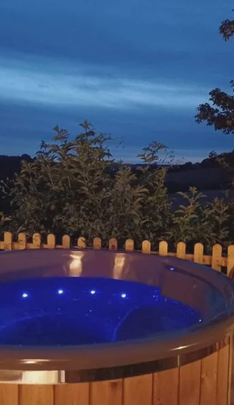 Norwell view farm glamping with hot tubs