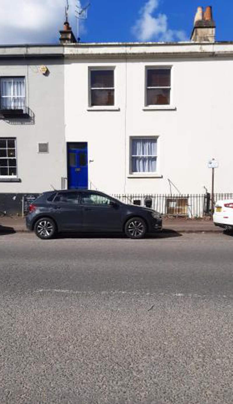 Pulteney Road Apartment