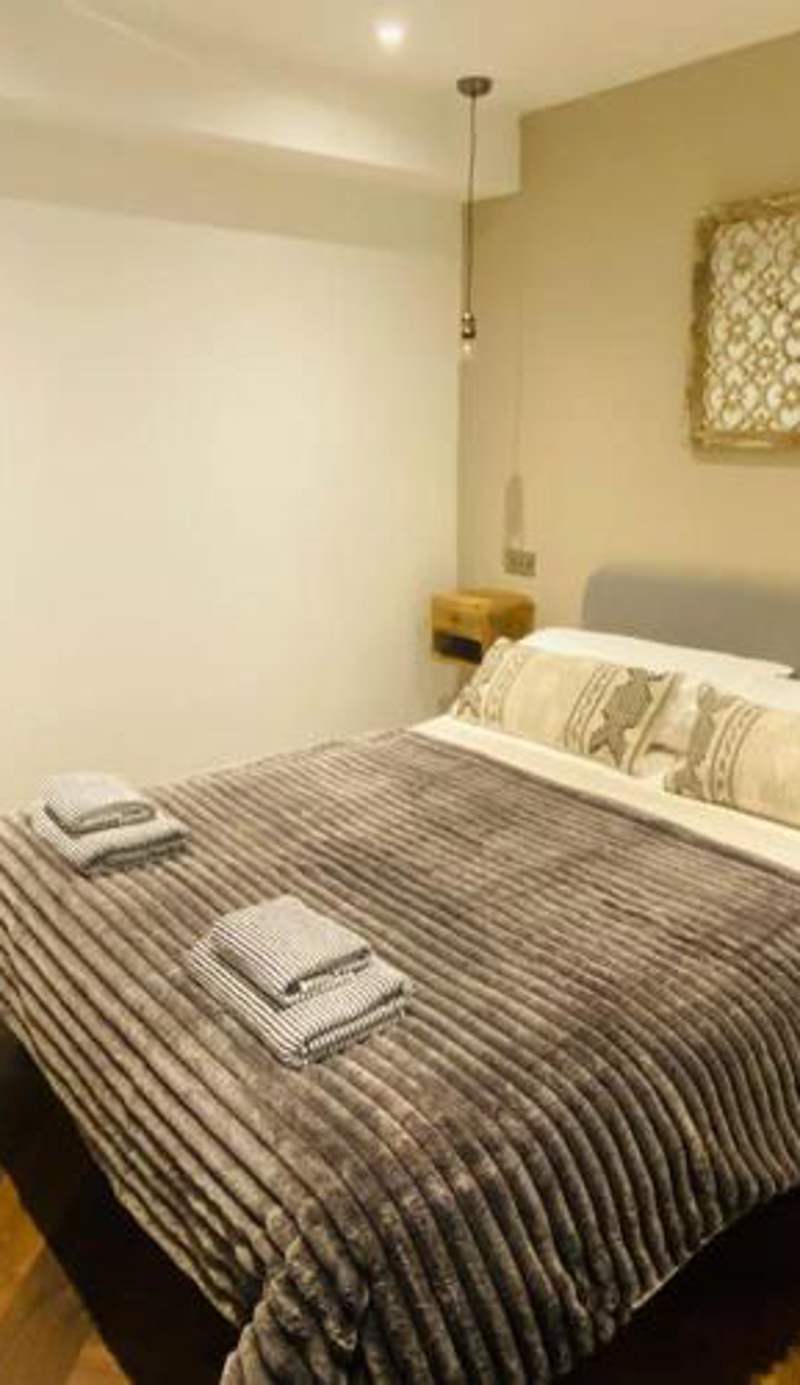The Sanctuary, luxury studio apartment in Bath