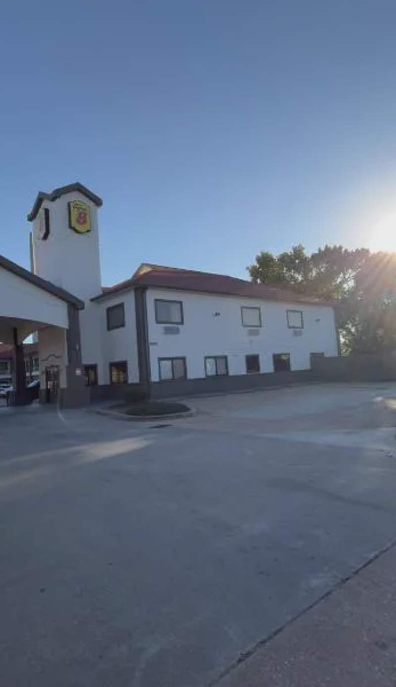 Super 8 by Wyndham Houston/Brookhollow NW