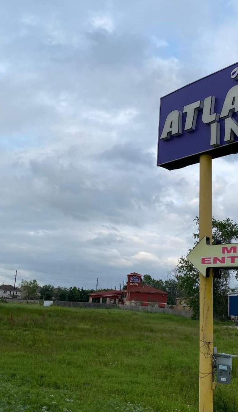 Atlantis Inn Suites