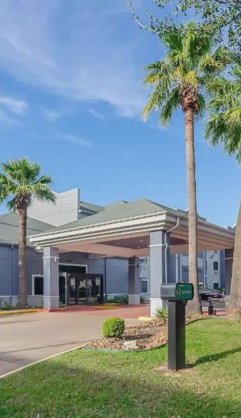 Quality Suites Houston NW Cy-Fair