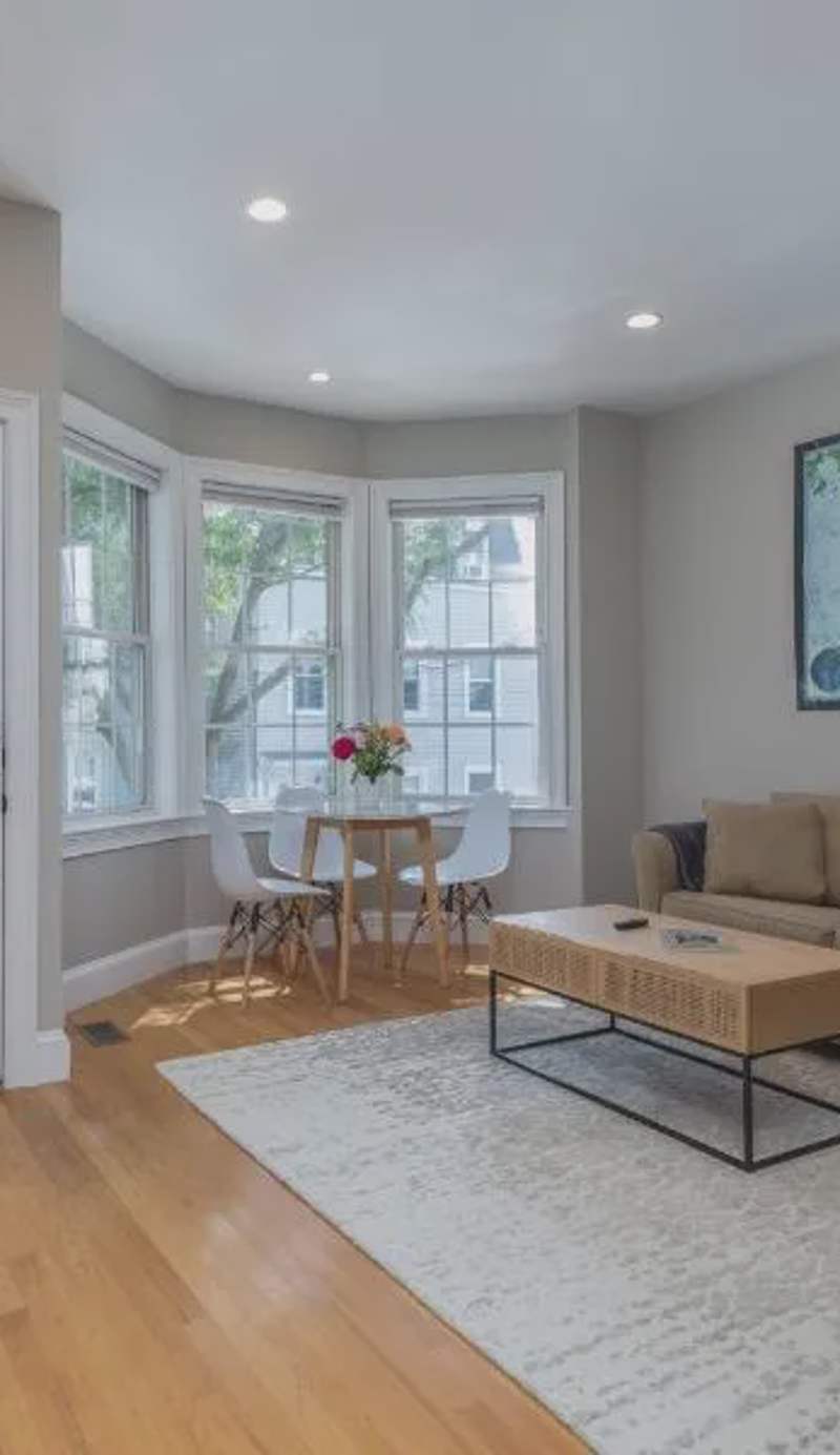 Sunny convenient home w/ private patio! Easy walk to everything!
