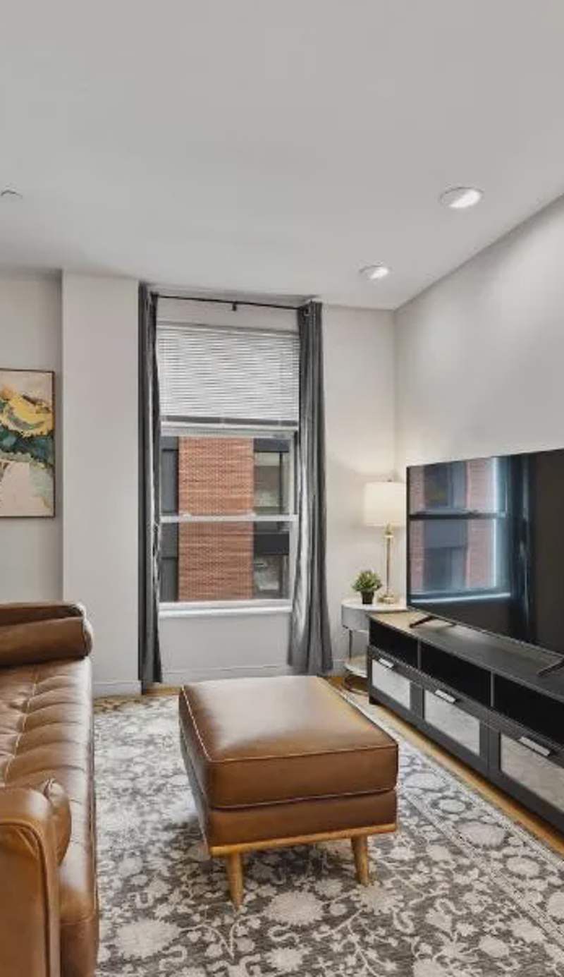 Beautiful 2BR in Southend Boston