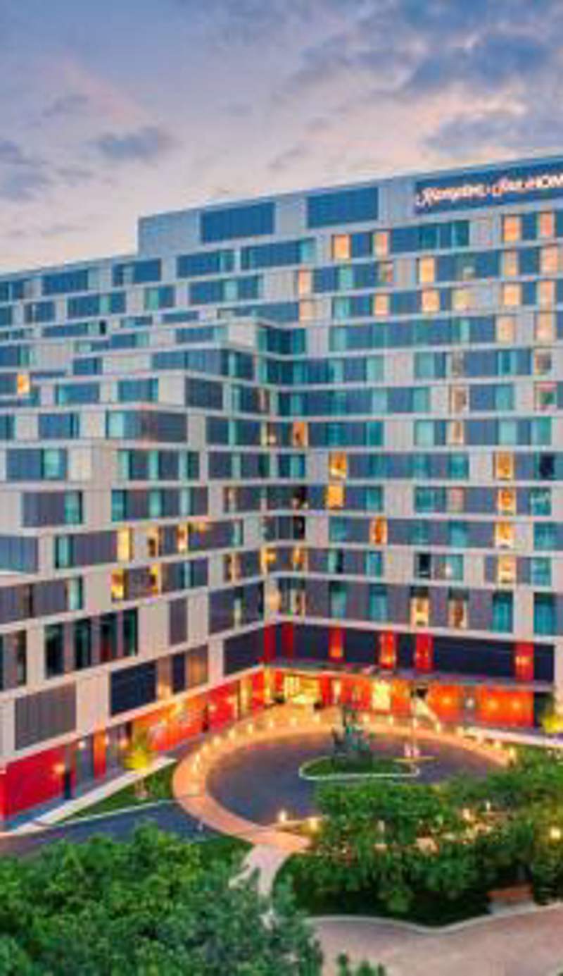Hampton by Hilton at the Boston Seaport District