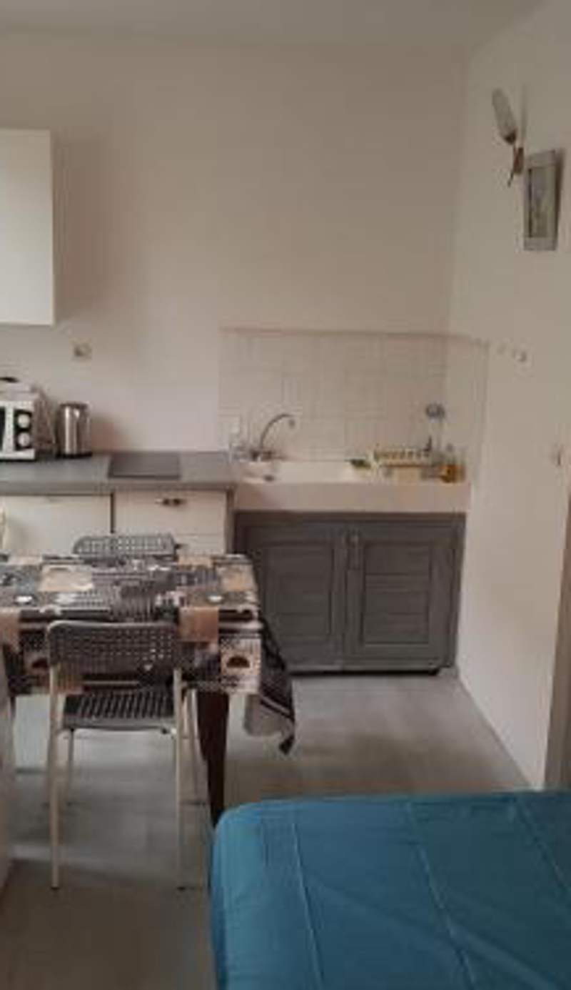 studio pour 3 personnes au calme dans villa