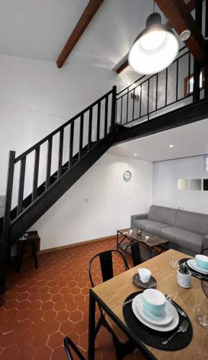 Central Super Loft