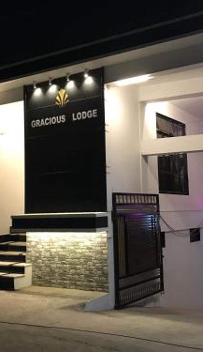 Gracious Lodge