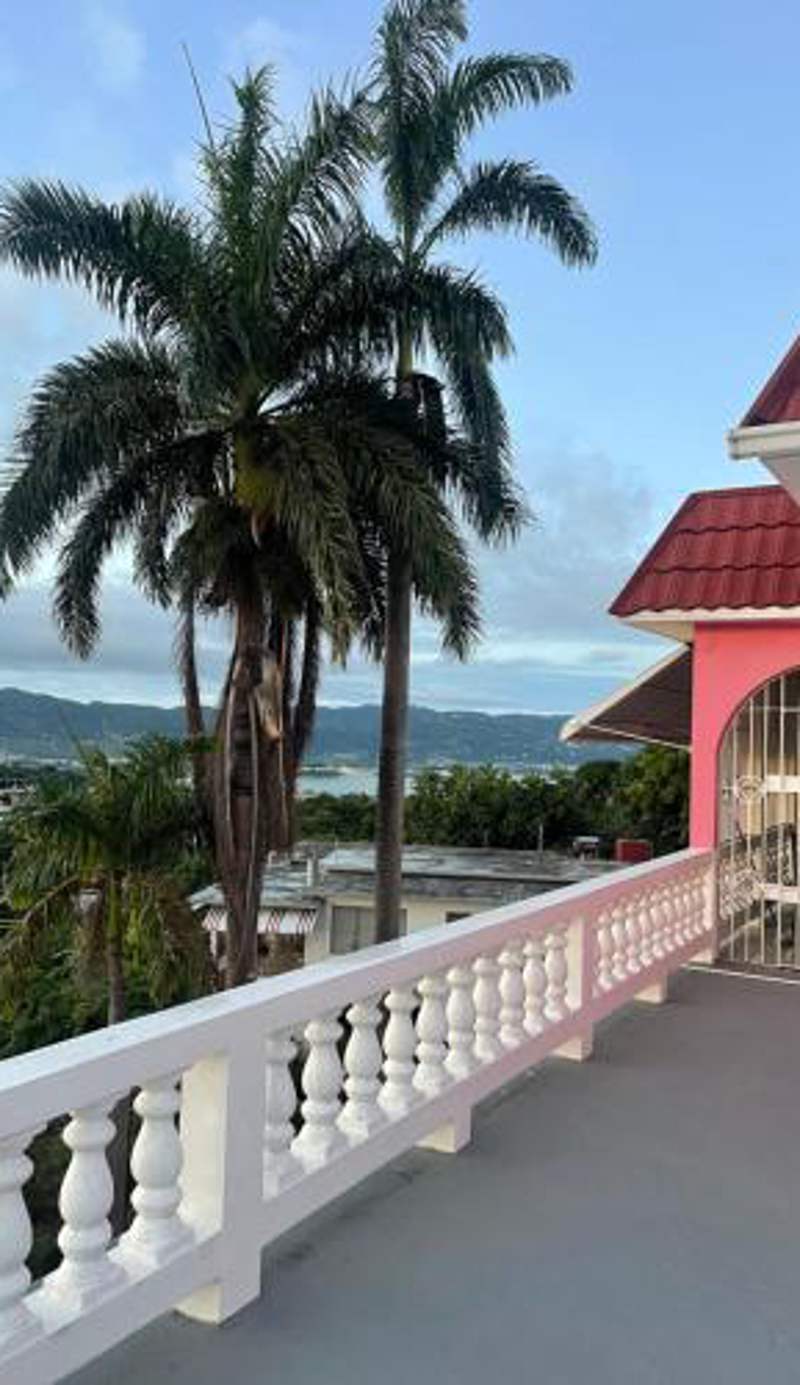 Three Palm Villa