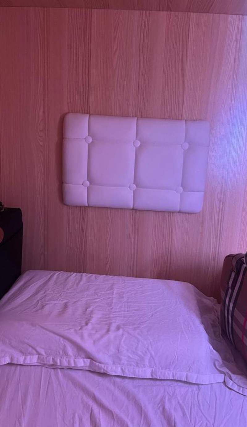 Airone Capsule Hotel
