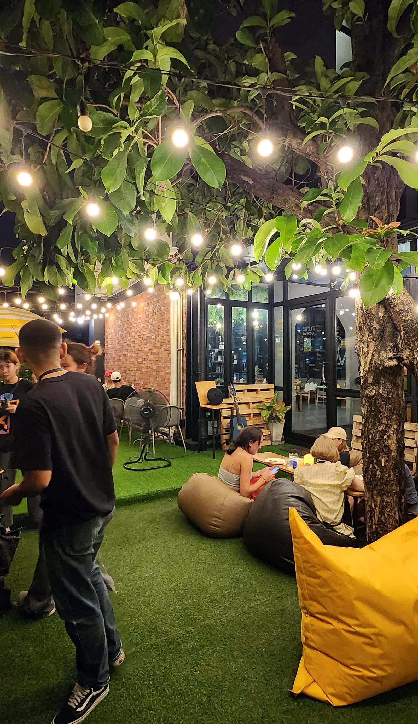 Wayha Hostel Don Mueang Airport