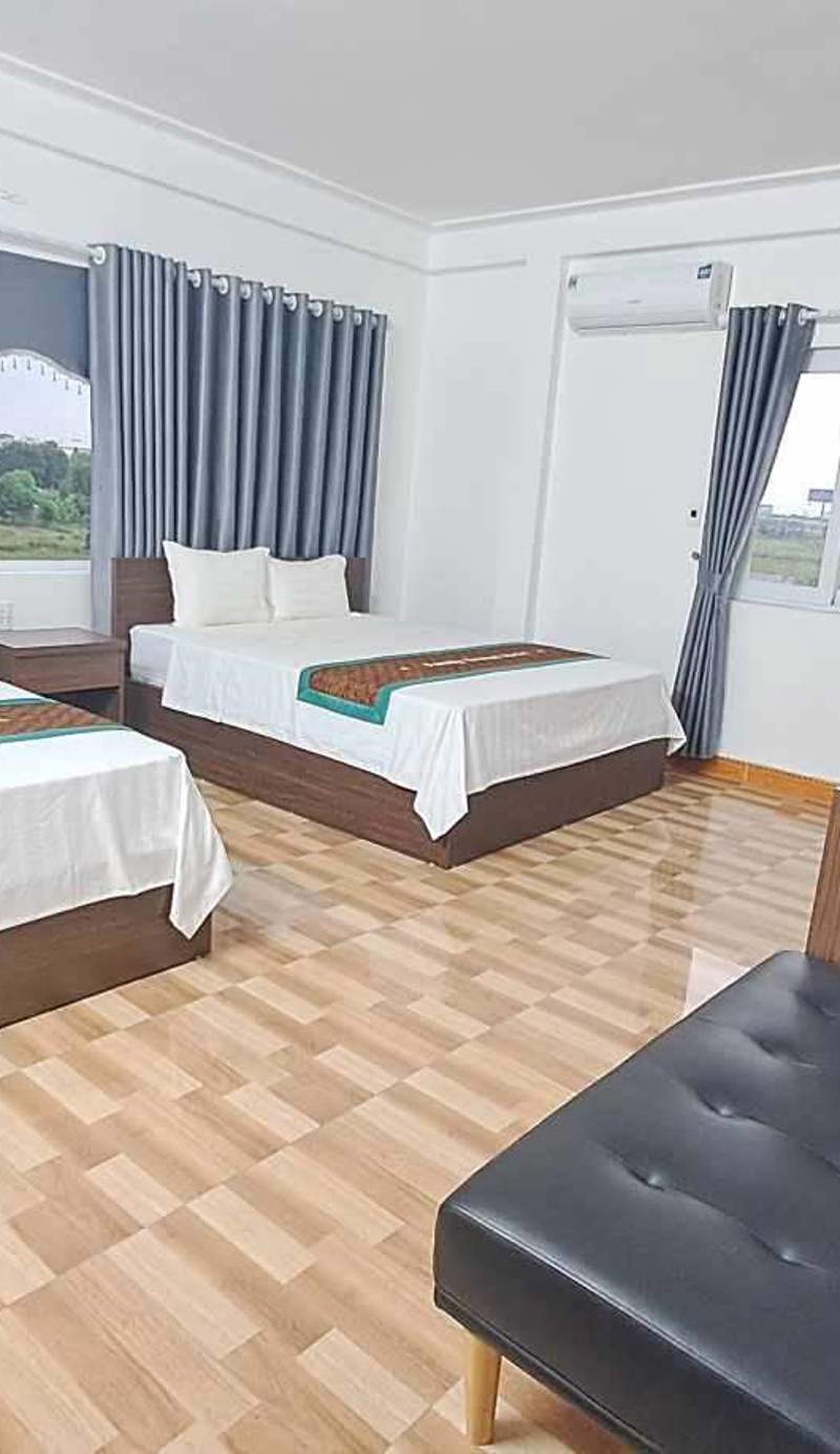 Family Transit Hotel Airport