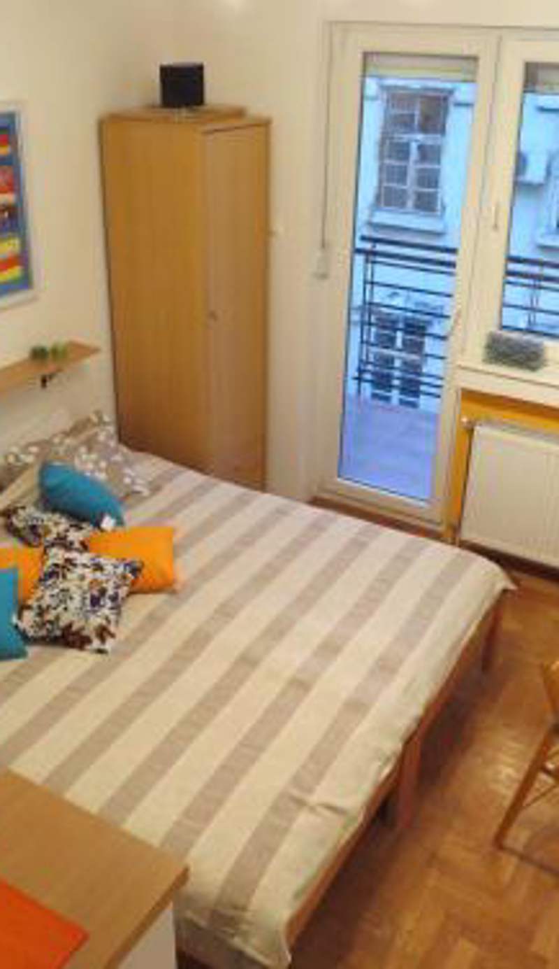 Studio 8