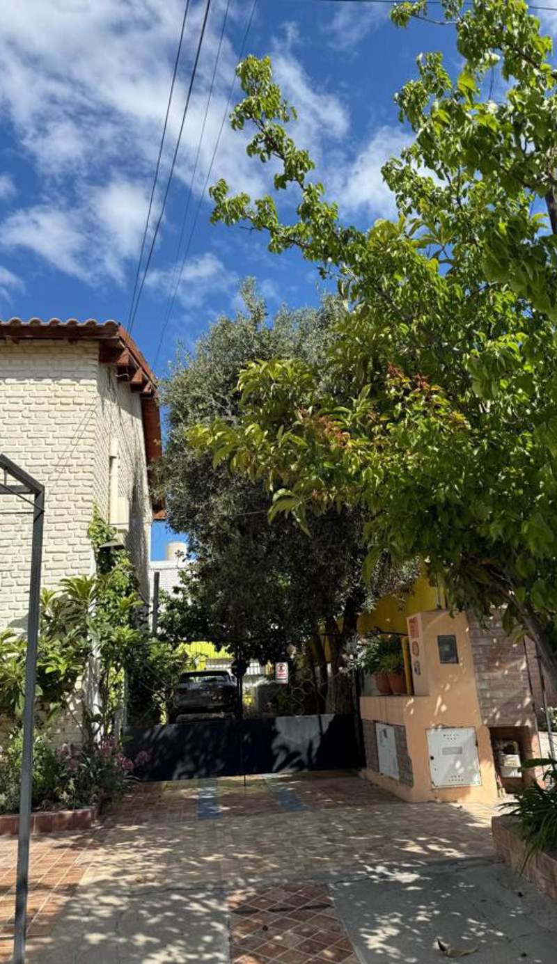 Barrio sur a metros del mar