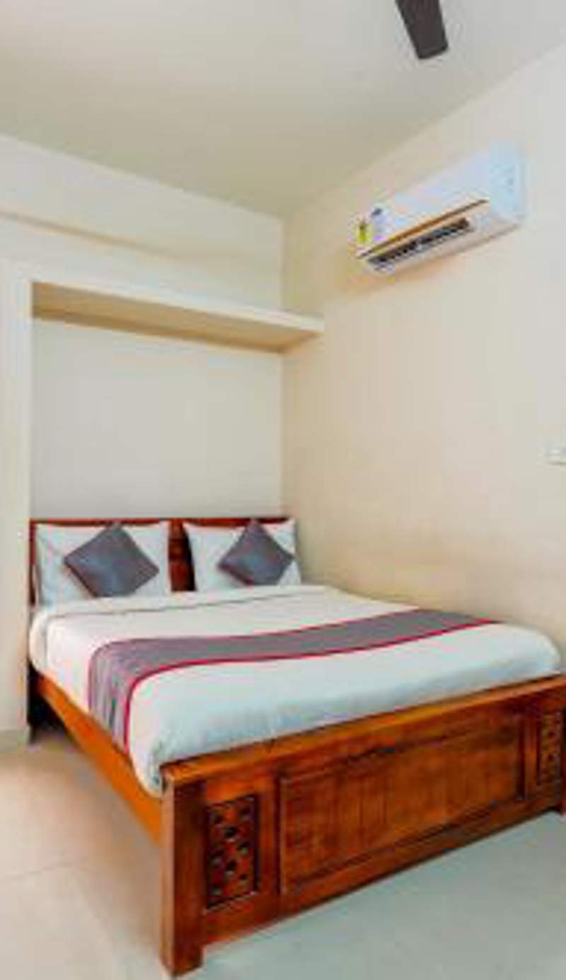 B2N Hotels Sholinganallur, OMR