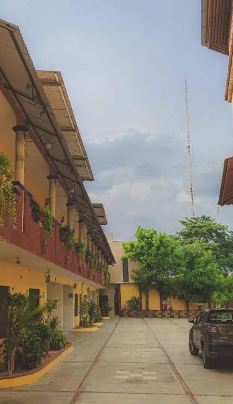 Hotel Hacienda la Alborada