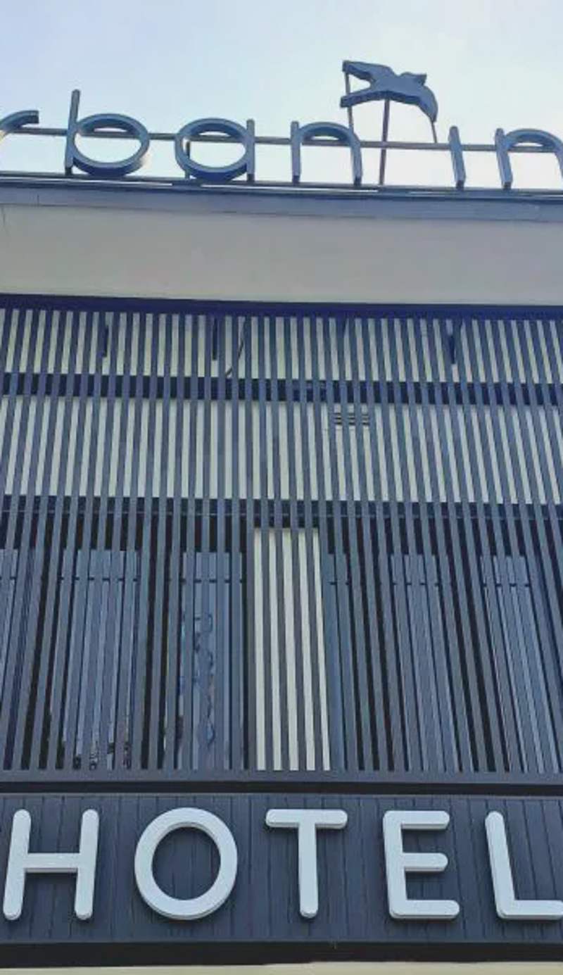 Urban Inn, Salak Tinggi