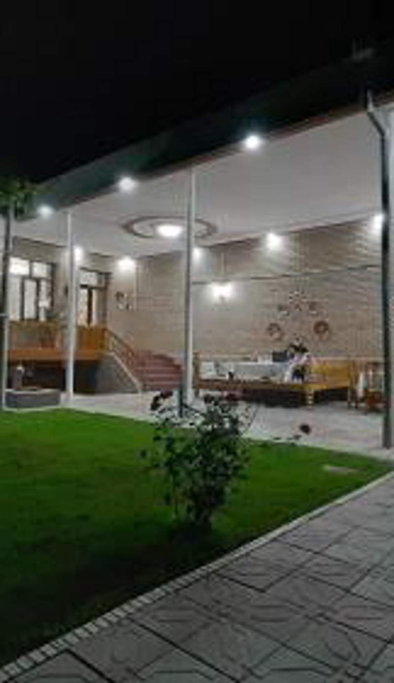 Saroy Guest house