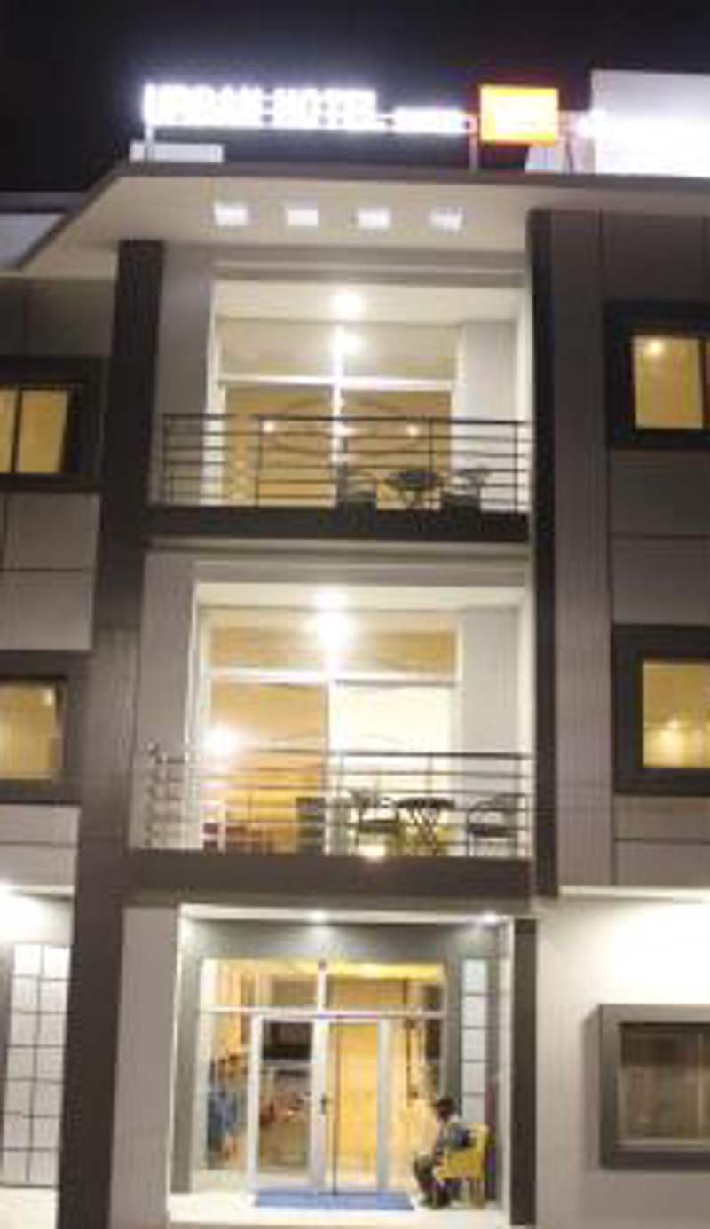 Urban Hotel Suites